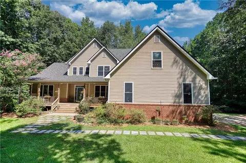 718 Fincher Rd, Covington, GA 30016