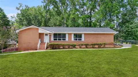 324 Plantation Cir, Fayetteville, GA 30214