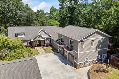 357 Tugaloo Pt, Hartwell, GA 30643