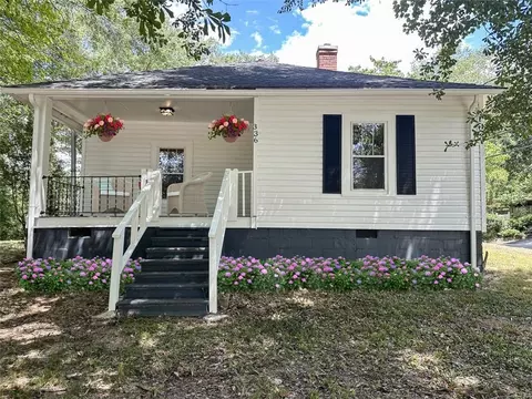 Exterior - 336 W Savannah St, Toccoa, GA 30577 photo 2 of 3