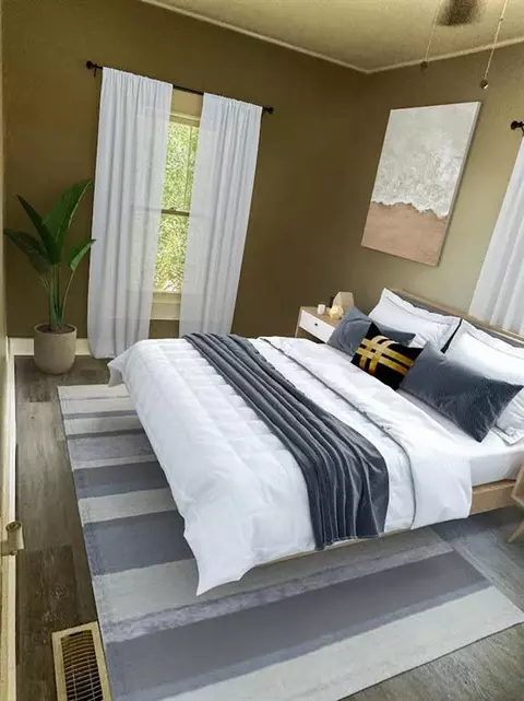 Bedroom - 336 W Savannah St, Toccoa, GA 30577 photo 1 of 3