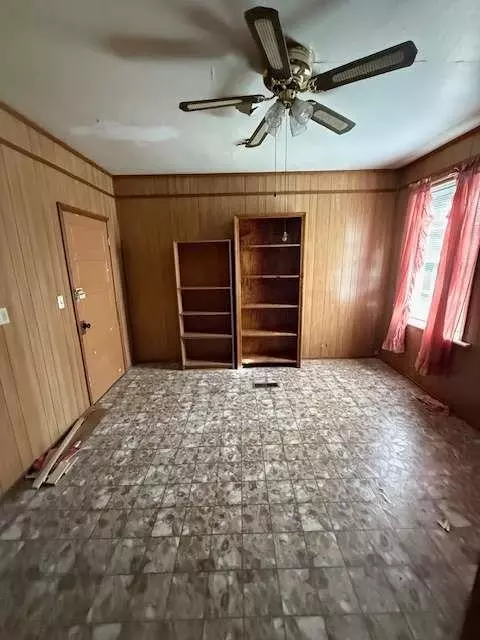 Living - 25 3rd-shannon St Rd, Rome, GA 30161 photo 3 of 3