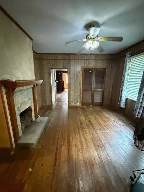 Living - 25 3rd-shannon St Rd, Rome, GA 30161 photo 2 of 3