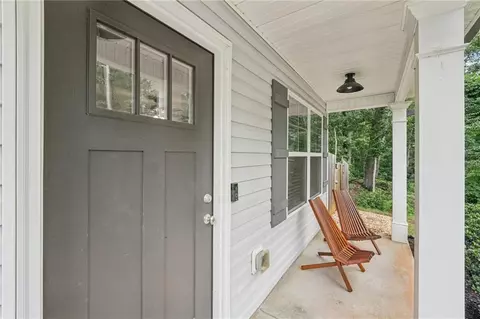 1755 Falcon Creek Trl, Cumming, GA 30041