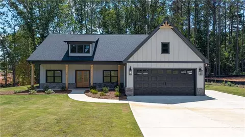 34 Harmony Ridge Dr, Temple, GA 30179
