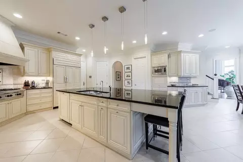 Kitchen - 3264 Lockett Trce, Duluth, GA 30097 photo 11 of 11