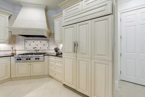 Kitchen - 3264 Lockett Trce, Duluth, GA 30097 photo 5 of 11