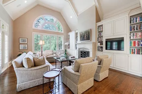 Living - 3264 Lockett Trce, Duluth, GA 30097 photo 5 of 8