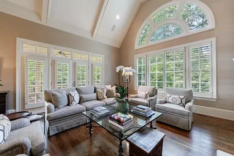 Living - 3264 Lockett Trce, Duluth, GA 30097 photo 4 of 8