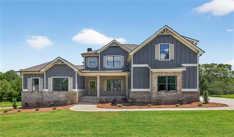 176 Blue Rider Trl, Hoschton, GA 30548