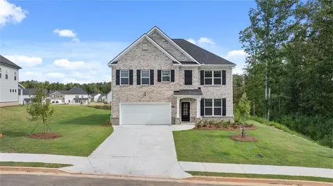 261 Sandy Oak Dr, Loganville, GA 30052