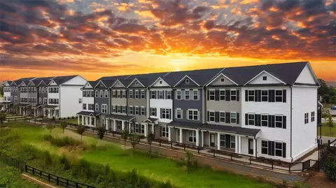 35 Cobalt Ln, Newnan, GA 30265
