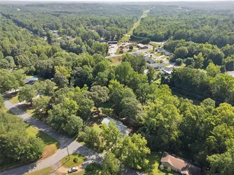 View/Area - 214 Cedar Dr, Commerce, GA 30529 photo 5 of 5