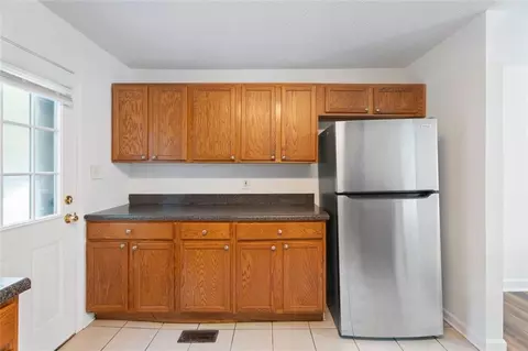 Kitchen - 214 Cedar Dr, Commerce, GA 30529 photo 3 of 3
