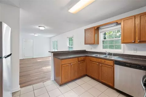 Other - 214 Cedar Dr, Commerce, GA 30529 photo 8 of 10