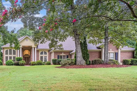 205 Asante Dr, Ellenwood, GA 30294
