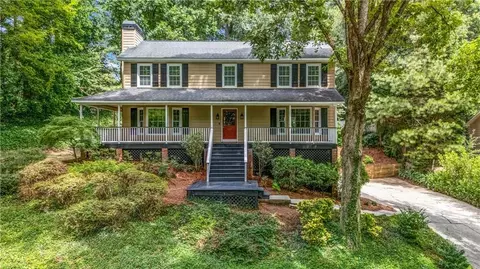 3773 Rivaridge Dr, Marietta, GA 30062