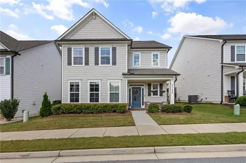 5108 Parkwood Dr, Flowery Branch, GA 30542