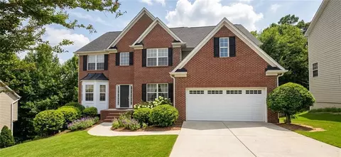 3811 Roxfield Dr, Buford, GA 30518