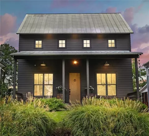 1412 Carroll Dr NW, Atlanta, GA 30318