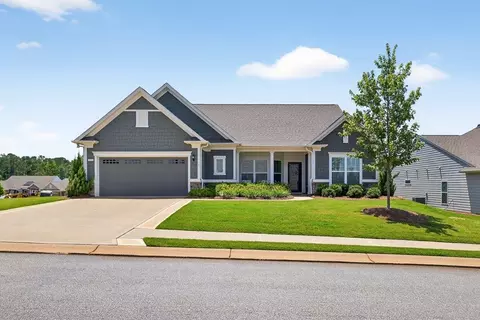1111 Lake Terrace Bnd, Greensboro, GA 30642