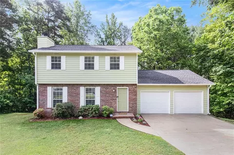2722 Springside Ct, Douglasville, GA 30135