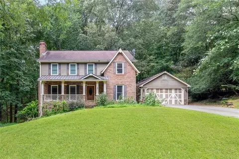 1114 Wind Hill Ln SW, Marietta, GA 30064