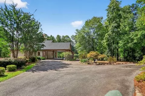 Exterior - 2551 E Maddox Rd, Buford, GA 30519 photo 4 of 10