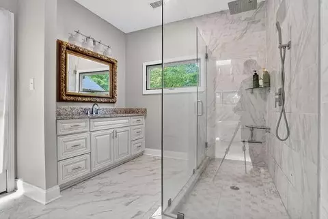 Bath - 2551 E Maddox Rd, Buford, GA 30519 photo 2 of 7