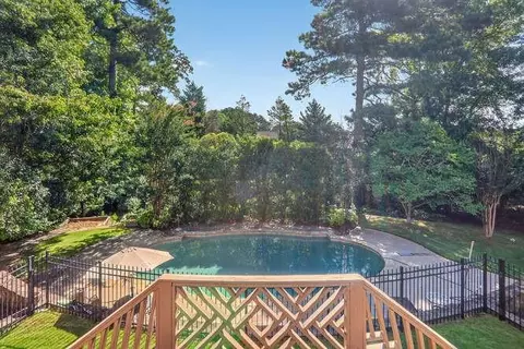 Exterior - 2551 E Maddox Rd, Buford, GA 30519 photo 7 of 10