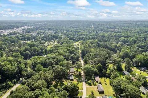 View/Area - 1582 Pine Cir, Austell, GA 30168 photo 6 of 9