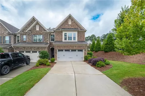 4360 Lanier Park Dr, Buford, GA 30518
