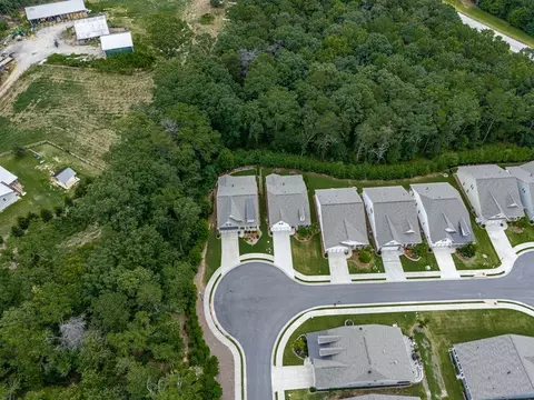 View/Area - 831 Spruce Ave, Canton, GA 30114 photo 5 of 8