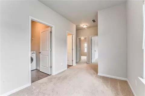 Entry Way - 211 Birch Ln, Calhoun, GA 30701 photo 4 of 4
