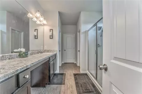 Entry Way - 211 Birch Ln, Calhoun, GA 30701 photo 3 of 4