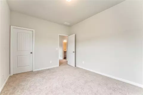 Bedroom - 211 Birch Ln, Calhoun, GA 30701 photo 3 of 3