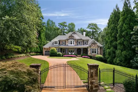 5575 Lake Island Dr, Atlanta, GA 30327