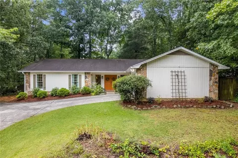3330 Creek Hollow Dr, Marietta, GA 30062