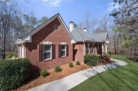 9246 W Banks Mill Rd, Winston, GA 30187