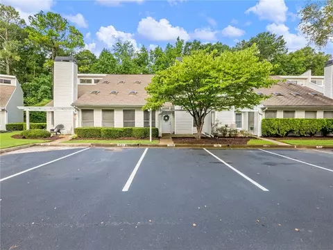 1505 Planters Ridge Ln, Alpharetta, GA 30004