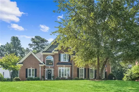 6717 Great Water Dr, Flowery Branch, GA 30542