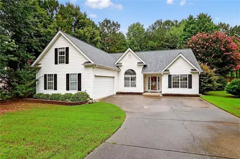 5633 Dexters Mill Pl, Buford, GA 30518