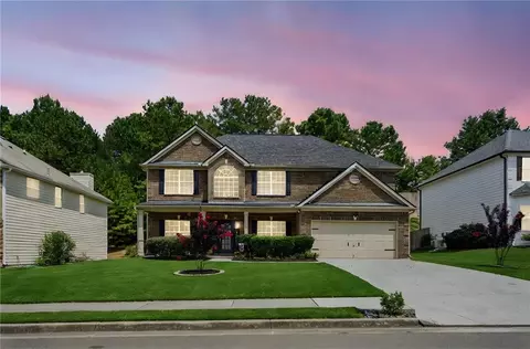 135 Farm Valley Dr, Canton, GA 30115