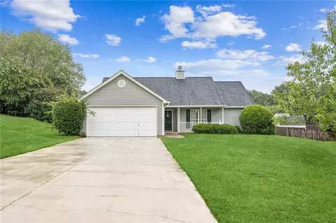 1008 Maggie Dr, Bethlehem, GA 30620