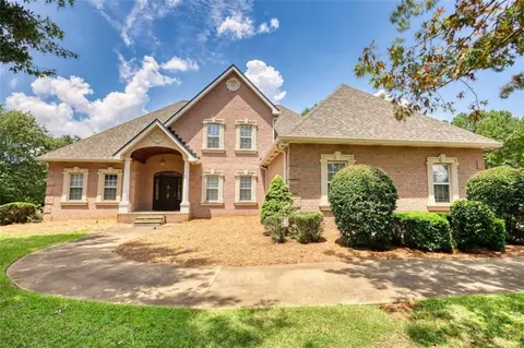 205 Tabor Forest Dr, Oxford, GA 30054