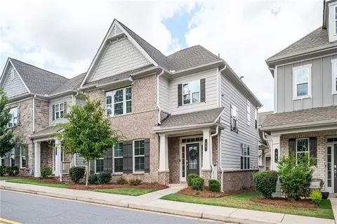 69 W Dixie Ave SE, Marietta, GA 30008