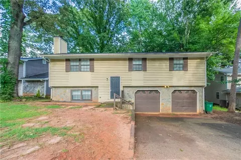 1104 To Lani Farm Rd, Stone Mountain, GA 30083
