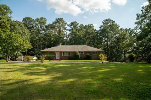 3997 Rainbow Dr, Decatur, GA 30034