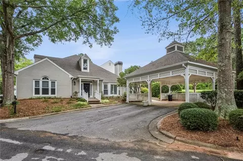 301 Carryback Dr, Marietta, GA 30068
