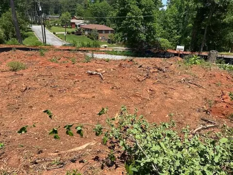 934 Fireside Way, Stone Mountain, GA 30083